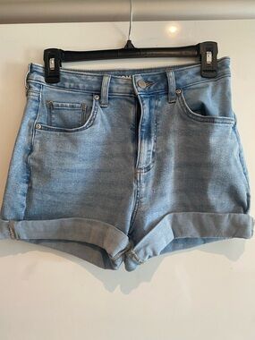 Sonoma Light Wash Rolled Cuff Denim Mom Shorts